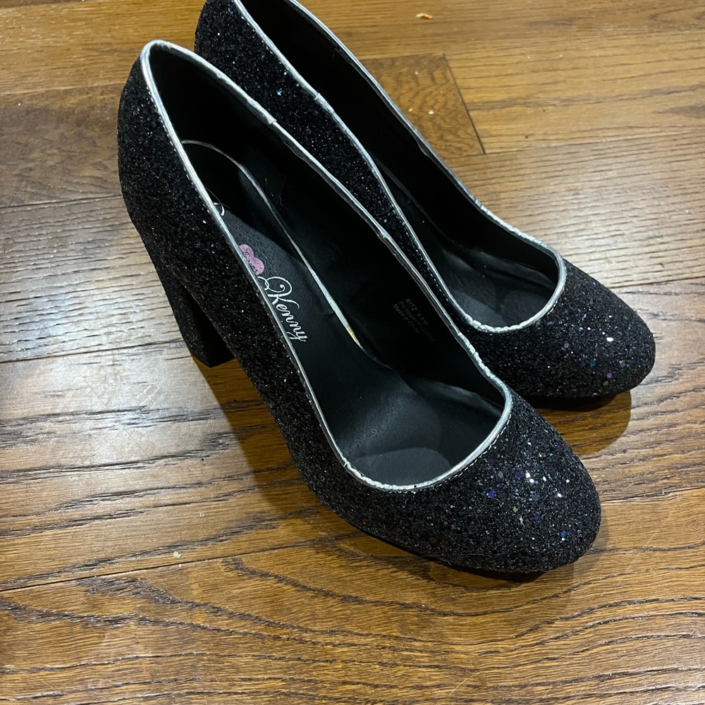 Penny Loves Kenny Ritz Pump - Picture 3 of 4